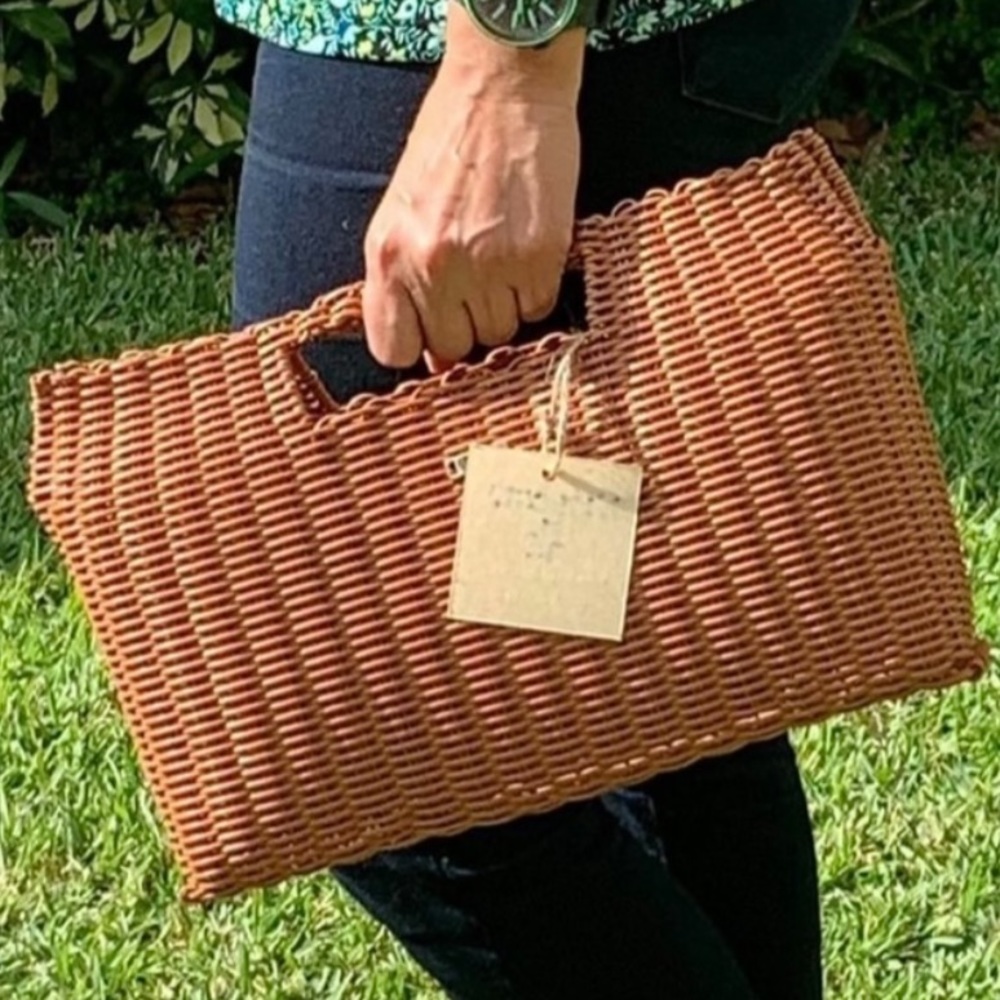 New without tag recycled plastic craft clutch